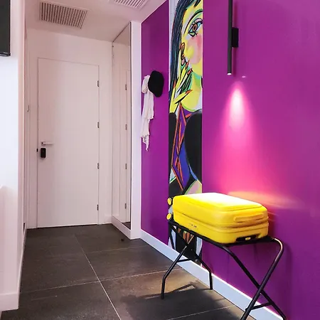 Prisma Πανσιόν